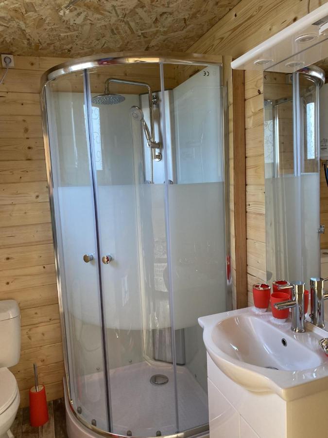 Charmant Chalet Pour 2 Personnes Spa Prive Massillargues-Attuech Exterior foto